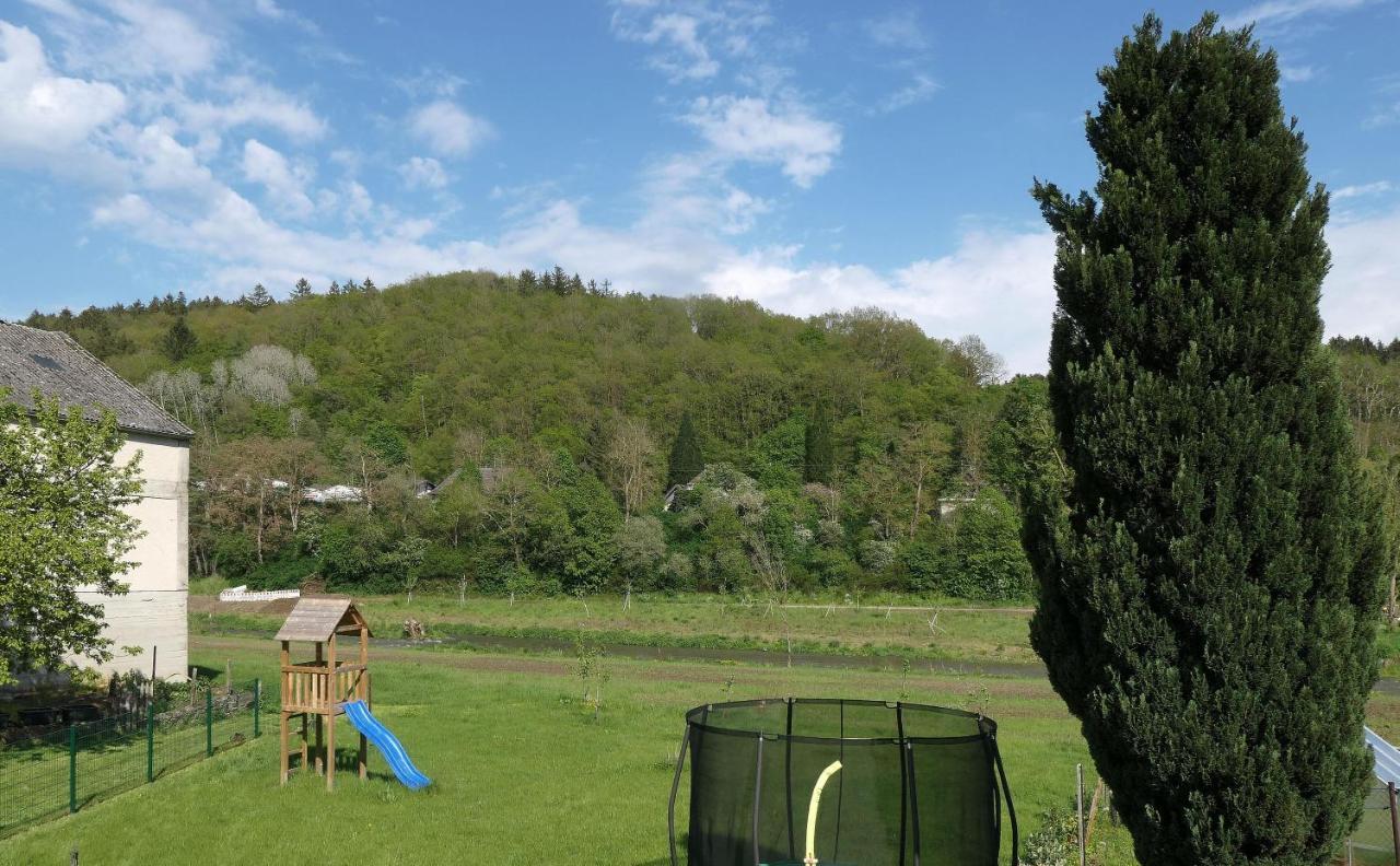 Ferienhaus Blick Zur Ahr Antweiler Exterior foto