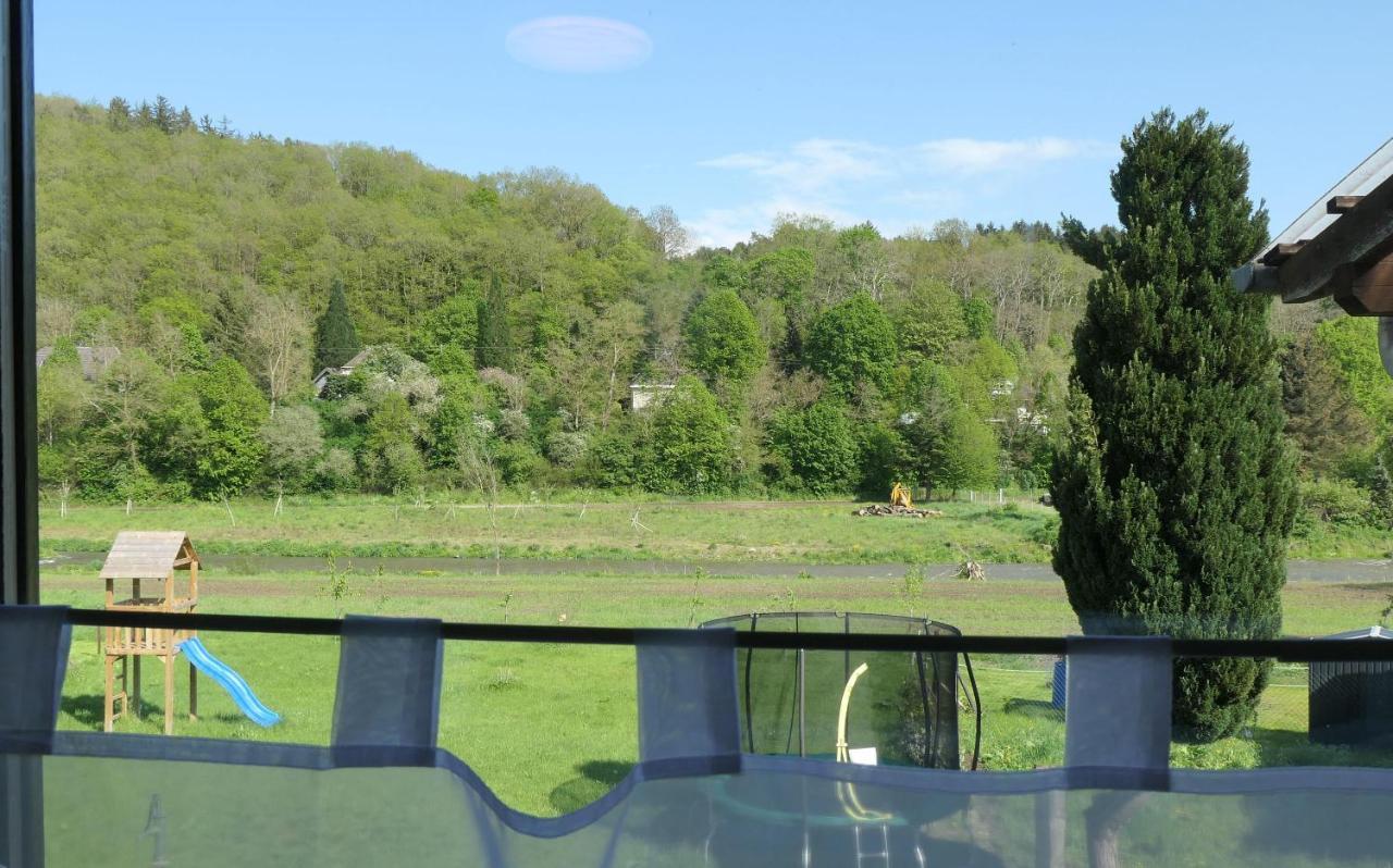 Ferienhaus Blick Zur Ahr Antweiler Exterior foto